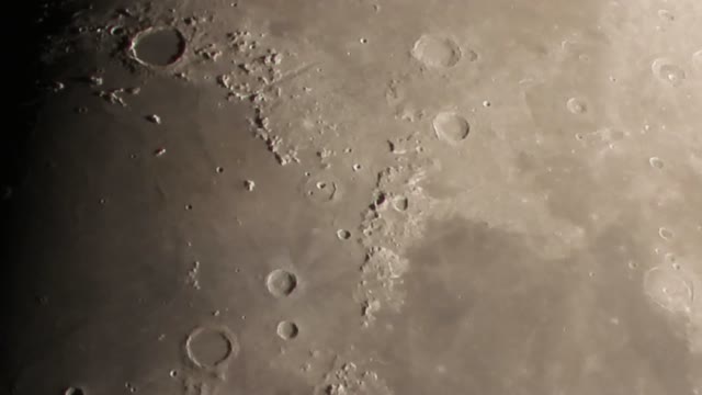 Moon Video using a Nikon P1000