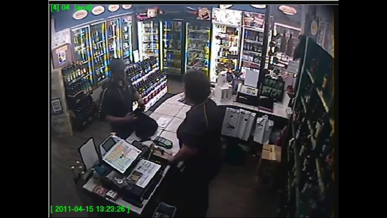 Robbery Fails Caught on CCTV