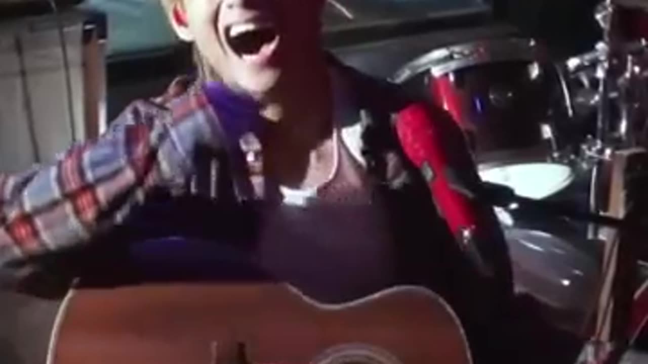Taehyung surprised people with 20 seconds performance ðŸ˜ðŸ’•