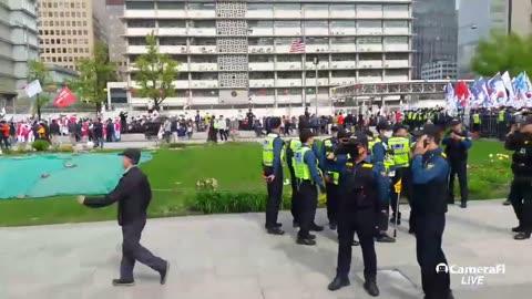 20190506_V3_S02(uUXU4-wu3g0)역사에 남을 순간을 우리는 목격했으나