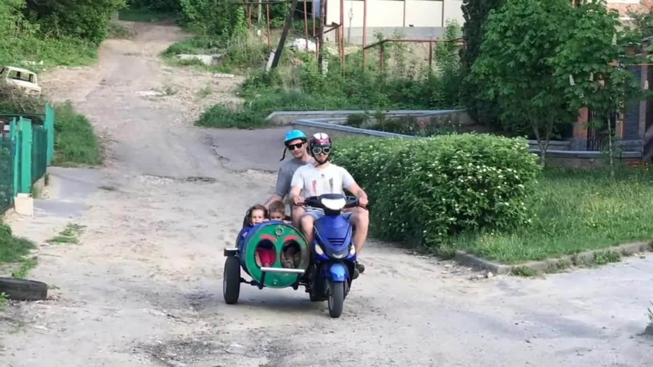 moto trailer made from old barrel