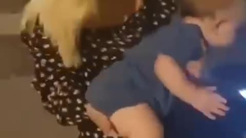 Let me swim Mummy! 🥰