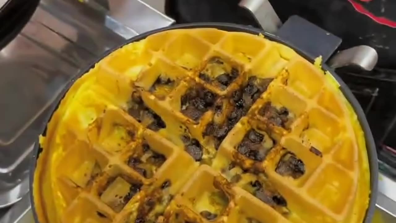 Making amazing street food waffles,🤤🤤