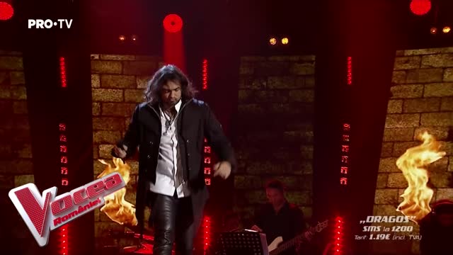 Vocea Romaniei - Show Must Go On (with Alexandru Gavril on guitar)