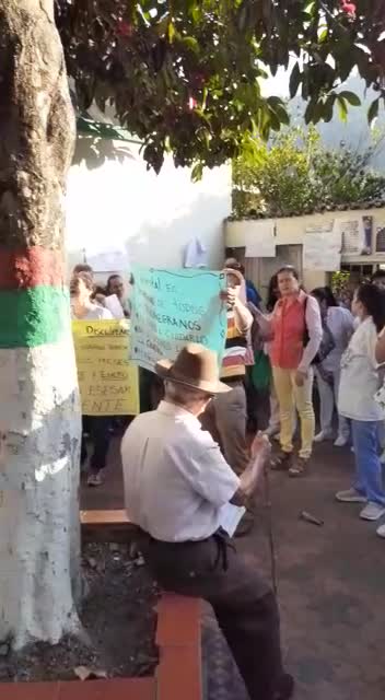 Dos meses de salario les deben a los trabajadores del hospital de Rionegro, Santander