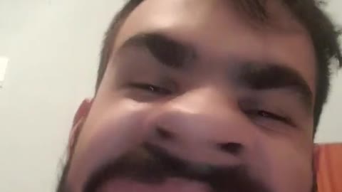 NÃO É FÁCIL MORAR SOZINHO