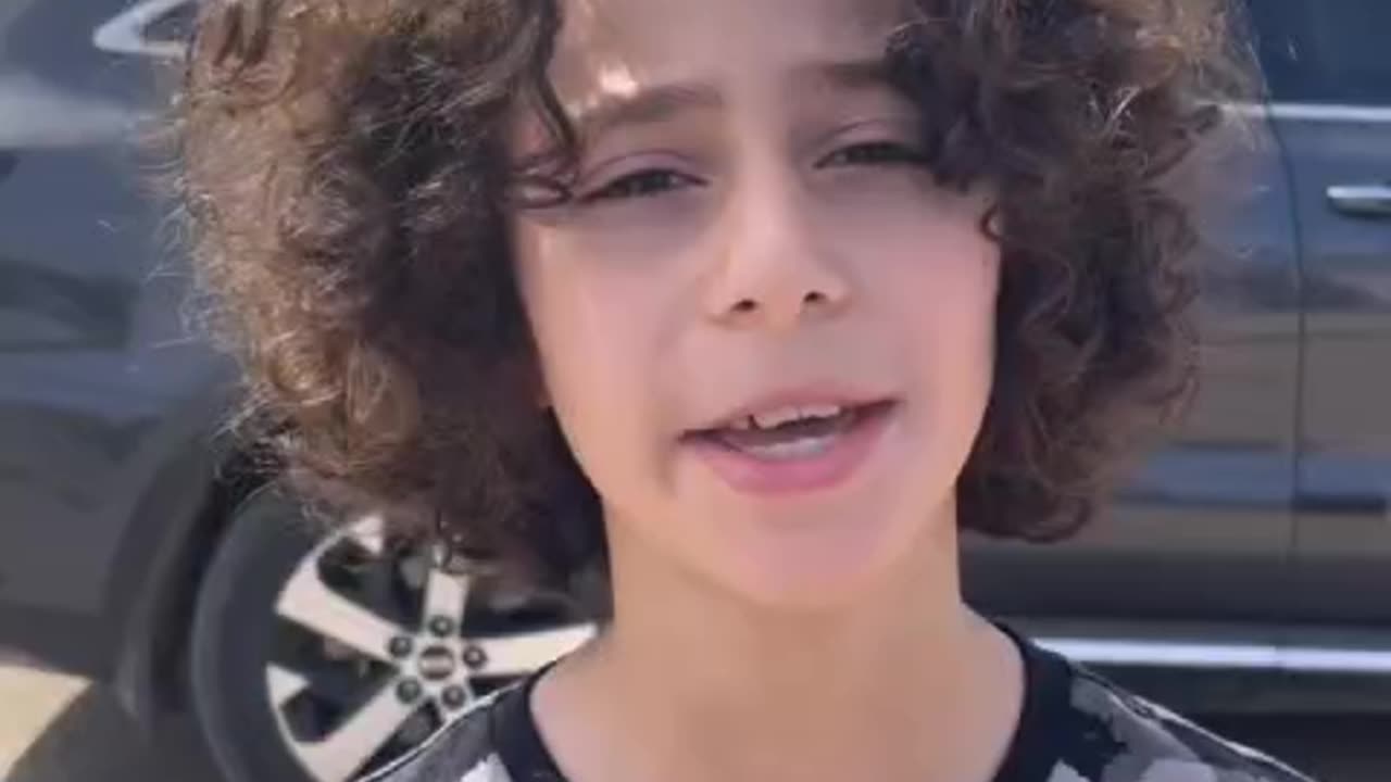 ►🇮🇱🇵🇸◾️Palestinian boy American citizen (w/ passport) trapped in Gaza says US won't help