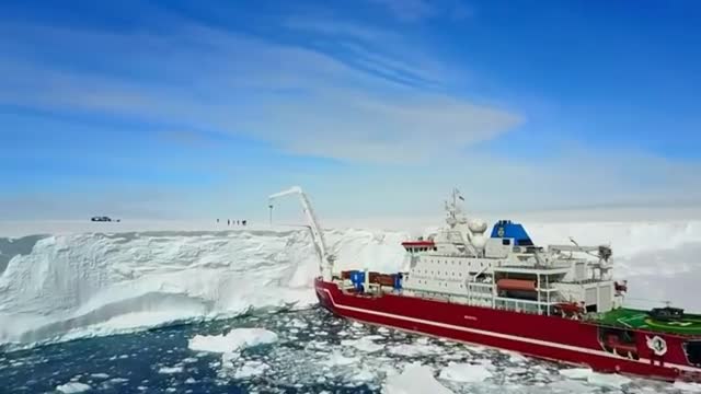 Antarctica Ice Wall