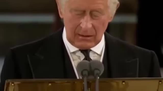 PEDO KING at one of his last Speeches - ironically at the funderal if the REPTO QUEEN