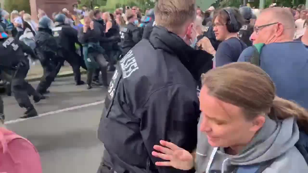 CIVIL UNREST against COVID restrictions Happening now in Berlin
