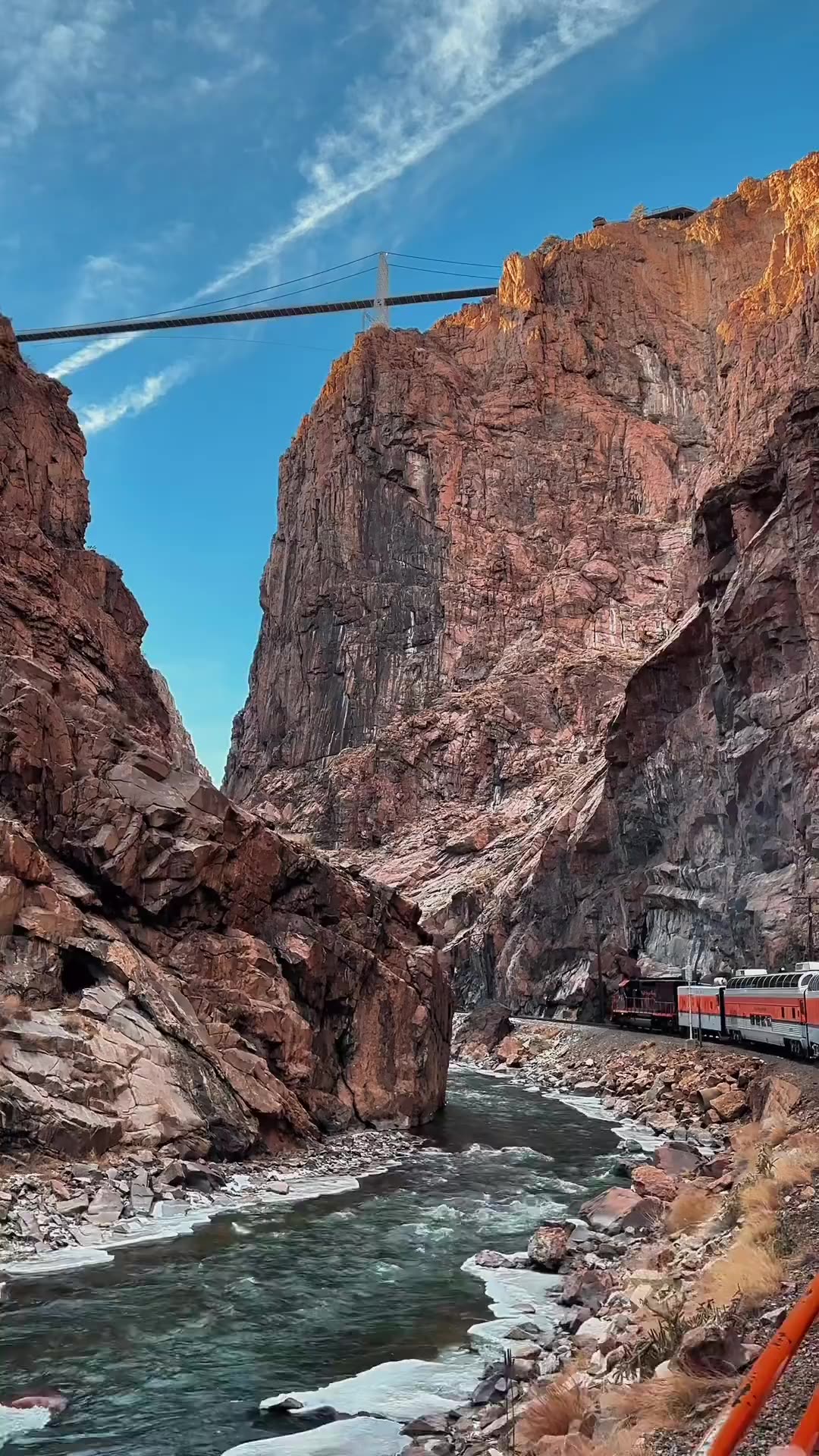 THE SHORT BUT EXCEPTIONALLY EXCITING TOURIST TRAIN RIDE THROUGH THE ...