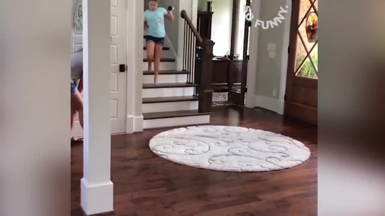Funny video pranks with scream