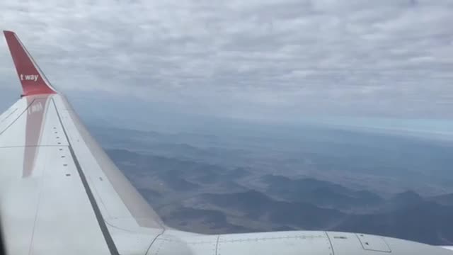 Airplane in tway