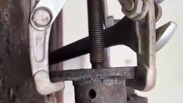 Use Pliers To Secure The Machine