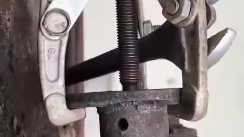 Use Pliers To Secure The Machine