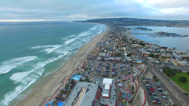 The best natural view of a theme park on the beach