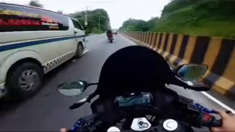 Yamaha R15 V4 Street Highway Close Calls Riding Vibes 🔥☺️🖤🏁 #viral #trending #justforfun