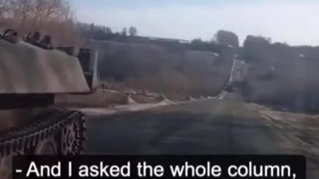 Ukrenian conflict : courageous troll to out of fuel Russian tank!!