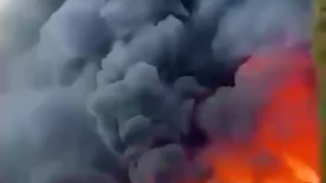 The Russian army hit the repair plant in Chernigov