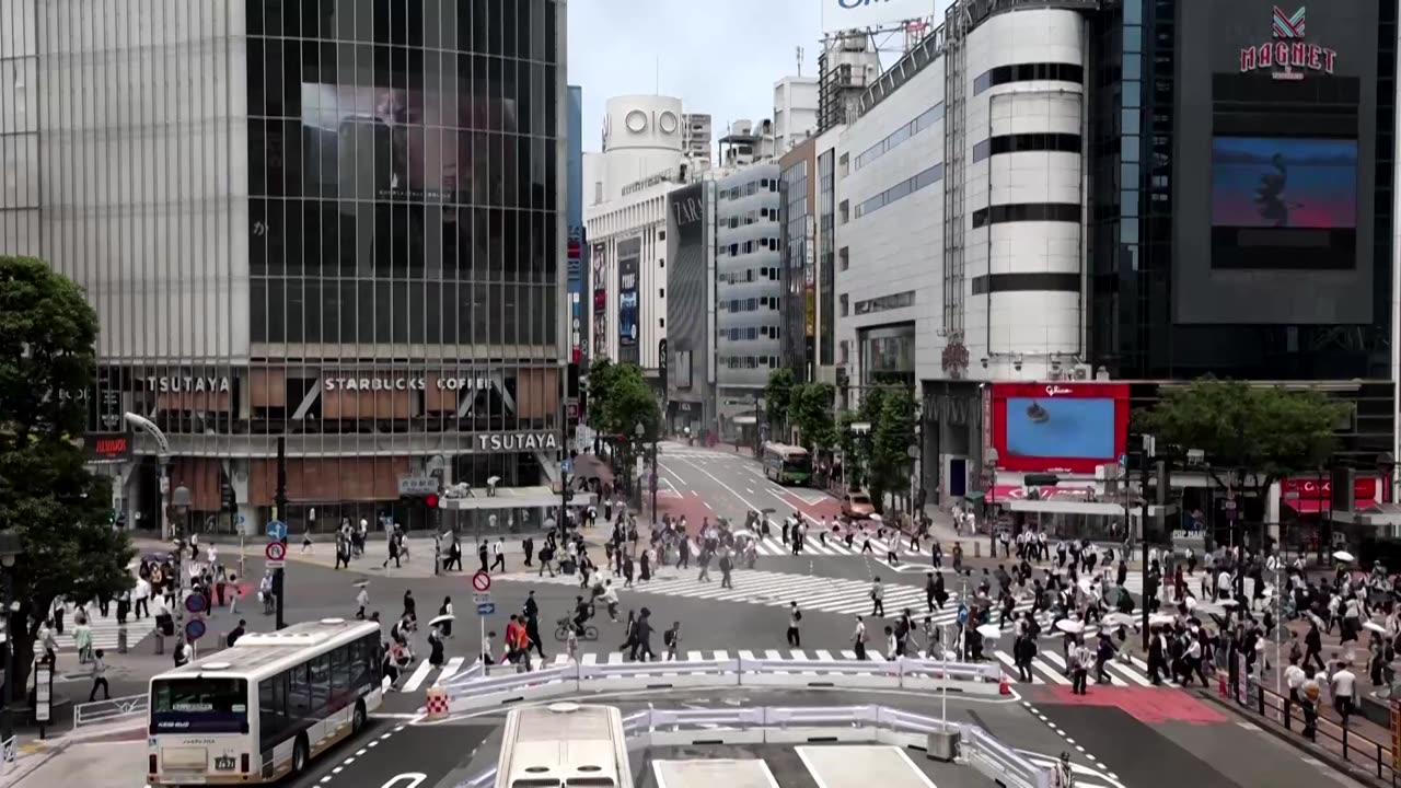 Japan PM purges cabinet after financial scandal