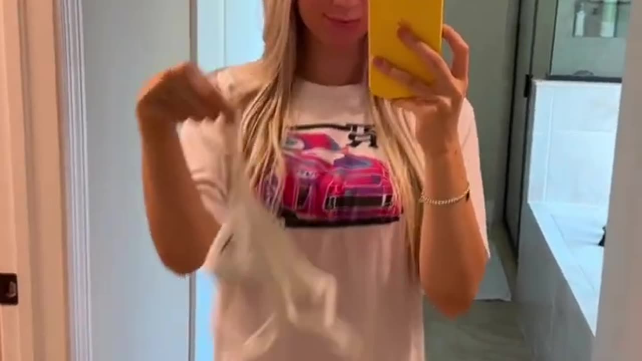 IG: maddiepricelol - One News Page VIDEO