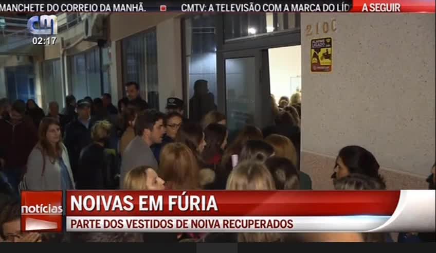 Trinta noivas ficaram sem os vestidos comprados em loja