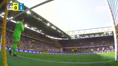 undesliga-BORUSSIA-DORTMUND-vs-HERTHA-BERLIN