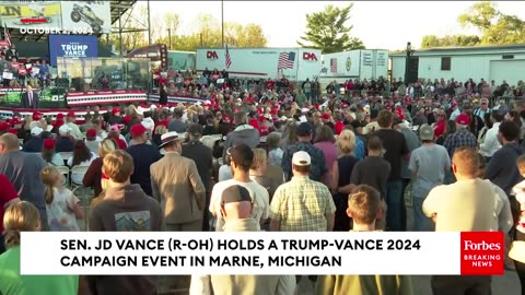 JD Vance Rallies Supporters, Takes Supporters' Questions In Marne, Michigan