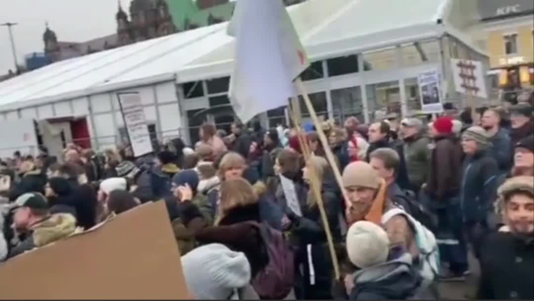 MASSIVE PROTEST AGAINST VACCINE PASSPORT IN SWEDEN!