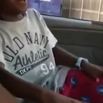 Black kids laughing inside the car #viralmemes#