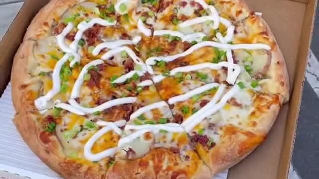 Salad chicken pizza