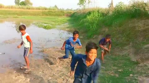 Look at the fun of the children who are having fun. Fanny video। Fanny video boye