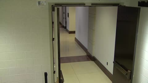 7183CVCULElevator#5Lobby_2021-01-06_08h00min01s767ms.mp4