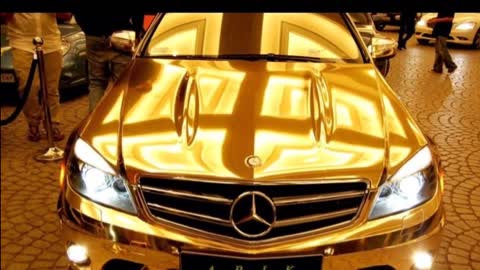 Real gold car no copyright natural image video 2022