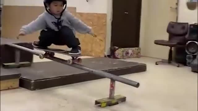 The 4 and a half-year-old Rita is a young skater.