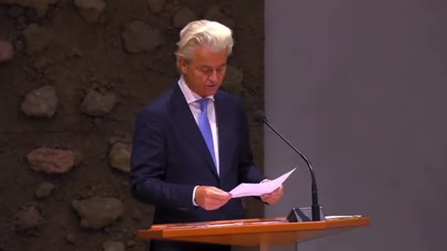 D66 (Demmink66) stoomt kinderen klaar voor misbruik