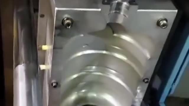 How big plastic bottles are made