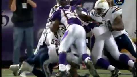 San Diego Charger @ Minnesota Vikings Week 9, 2007 -Rookie Adrian Peterson's 296 yard game