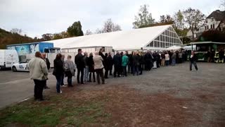 Merkel anuncia su retirada, en medio de una implacable crisis de liderazgo