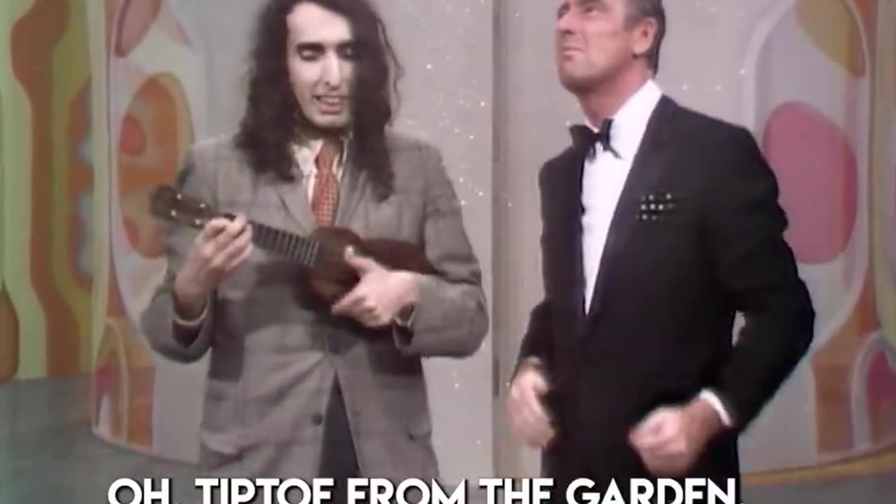 An iconic performance from Tiny Tim