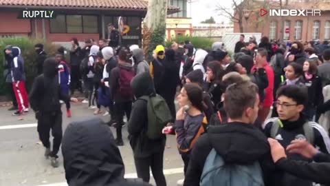 Francuska ponovno gori: Neredi na prosvjedima diljem zemlje