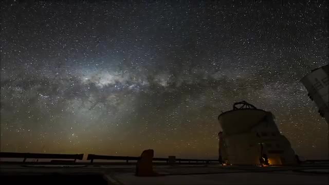 DruX - A Falling Star (Nightsky Timelapse)