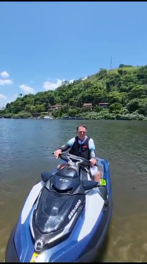 Bolsonaro onde vai o povo quer estar perto