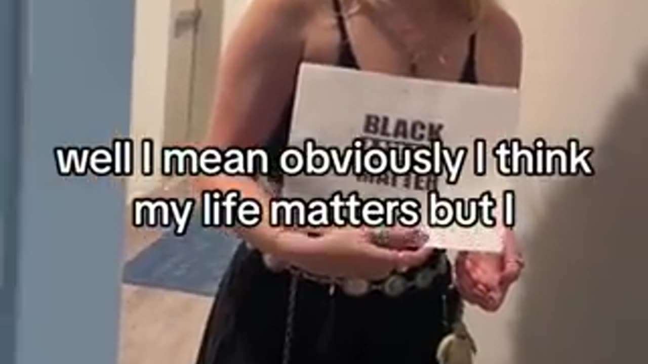 KAREN AND HER BLM SIGN GET TURNED DOWN