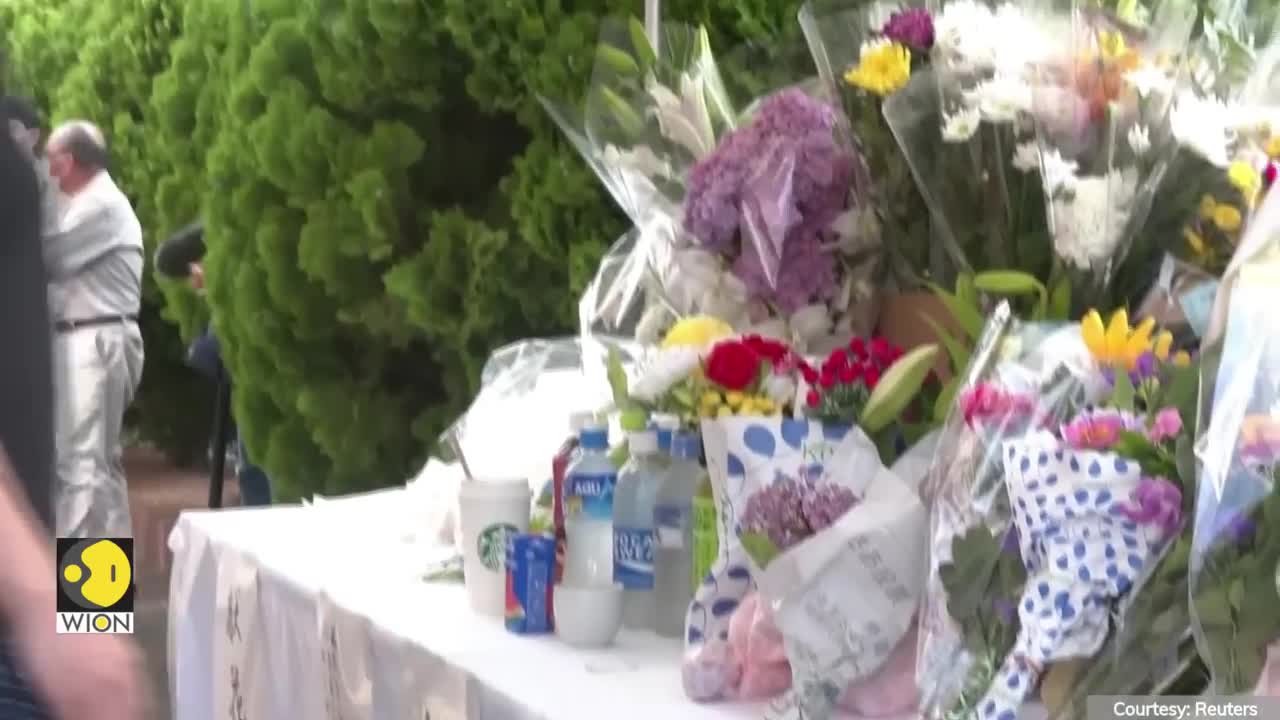 Japanese mourn ex-PM Abe day after the horrific shooting