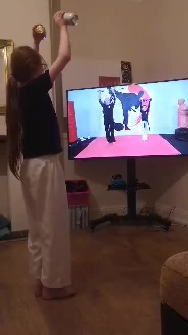 So this is why my beer always explodes on opening, 🤔