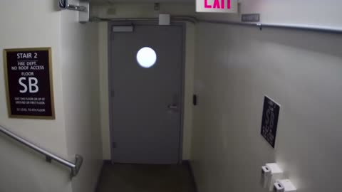 6160RHOBSBRSBST2StairwaySide_2021-01-06_15h20min00s647ms.mp4