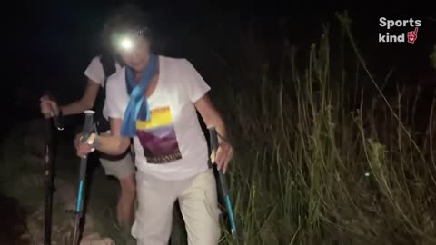 81-year-old completes Grand Canyon hike of a lifetime | Humankind
