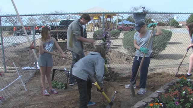 Home Depot Helps School Plant Success