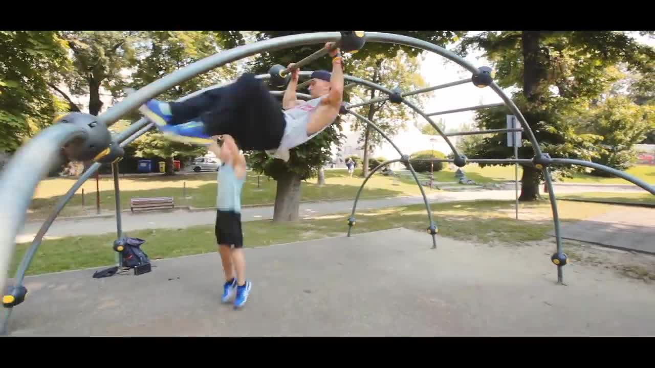 Bike vs Parkour Chase in Ivrea Italy!-2